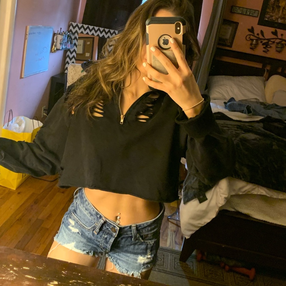 LF cropped sweatshirt